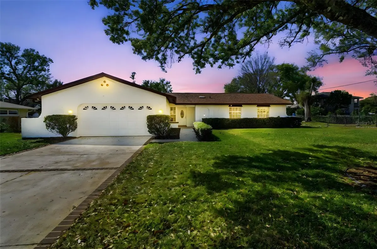 1608 Patton Avenue, Apopka, FL 32703 - #1