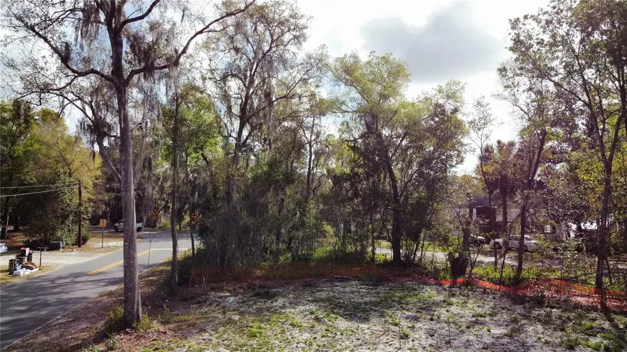 2221 Holly Lane, Deland, FL 32724 - #2