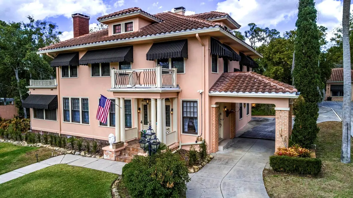 347 E 3rd Avenue, Mount Dora, FL 32757 - #1