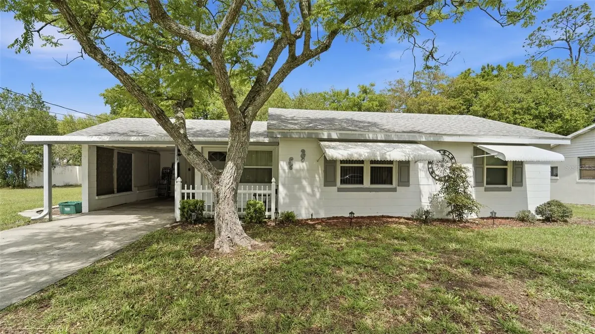 8 Angeles Road, Debary, FL 32713 - #1