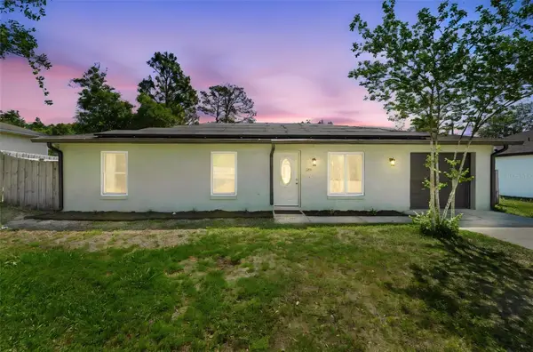215 Walnut Avenue, ORANGE CITY, FL 32763