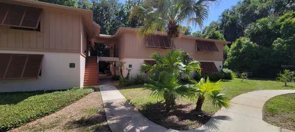100 Sweetgum Woods Court #12C, DELTONA, FL 32725