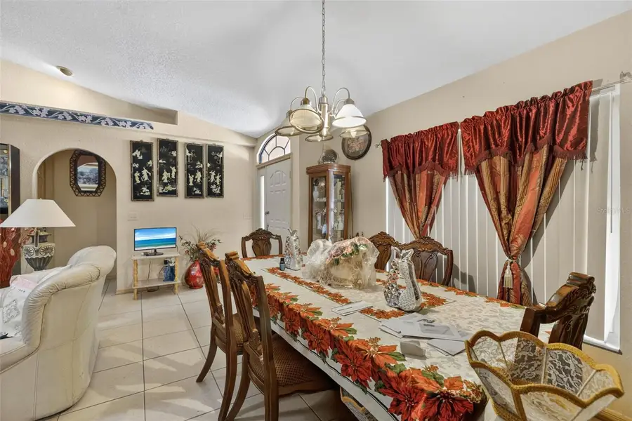212 65th Avenue Drive W, Bradenton, FL 34207 - #3