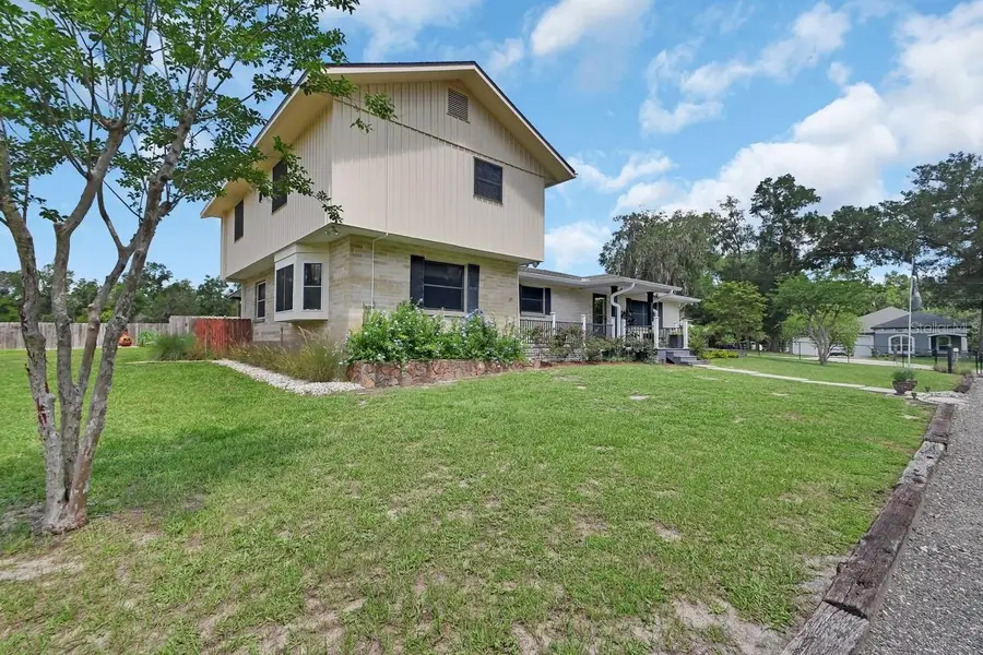 280 W Virginia Avenue, Deland, FL 32720 - #3