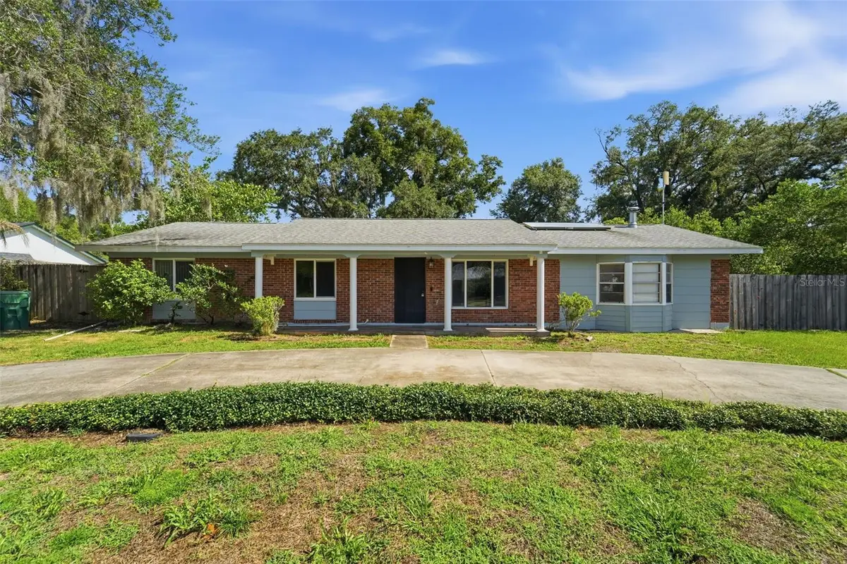 915 E Michigan Avenue, Deland, FL 32724 - #1