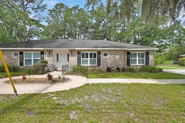 720 S Hill Avenue #8B, DELAND, FL 32724