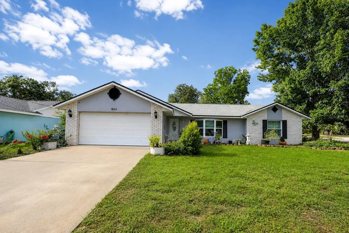 1822 S Houston Dr, Deltona, FL 32738 - #1
