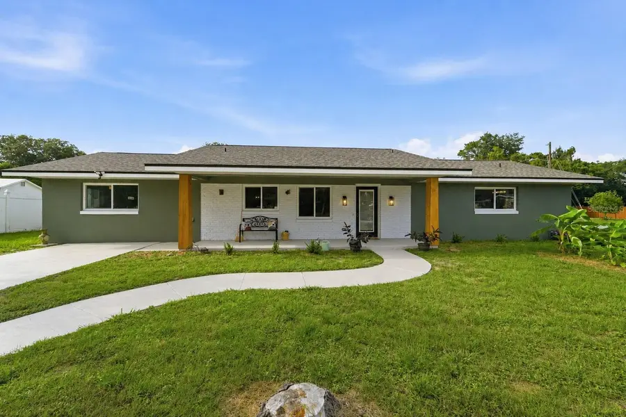 525 E Roberts Street, Orange City, FL 32763 - #2