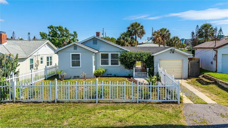 129 Rosalyn Avenue, Daytona Beach, FL 32118 - #2