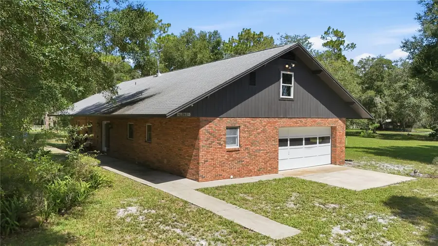 163 E Orange Avenue, Pierson, FL 32180 - #2