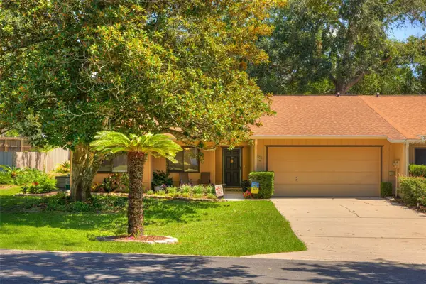 1055 W Village Green Rd, DELAND, FL 32720