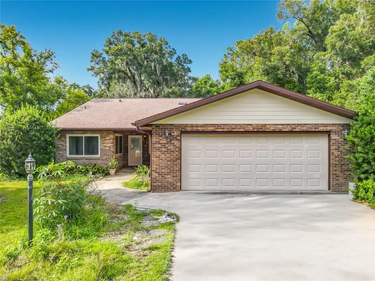 474 W Oakwood Avenue, Orange City, FL 32763 - #1