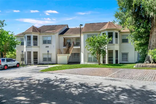 970 N Spring Garden Avenue #212, DELAND, FL 32720