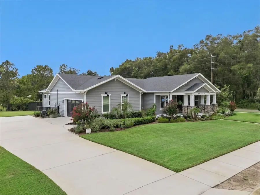 491 W Delaware Avenue, Lake Helen, FL 32744 - #2