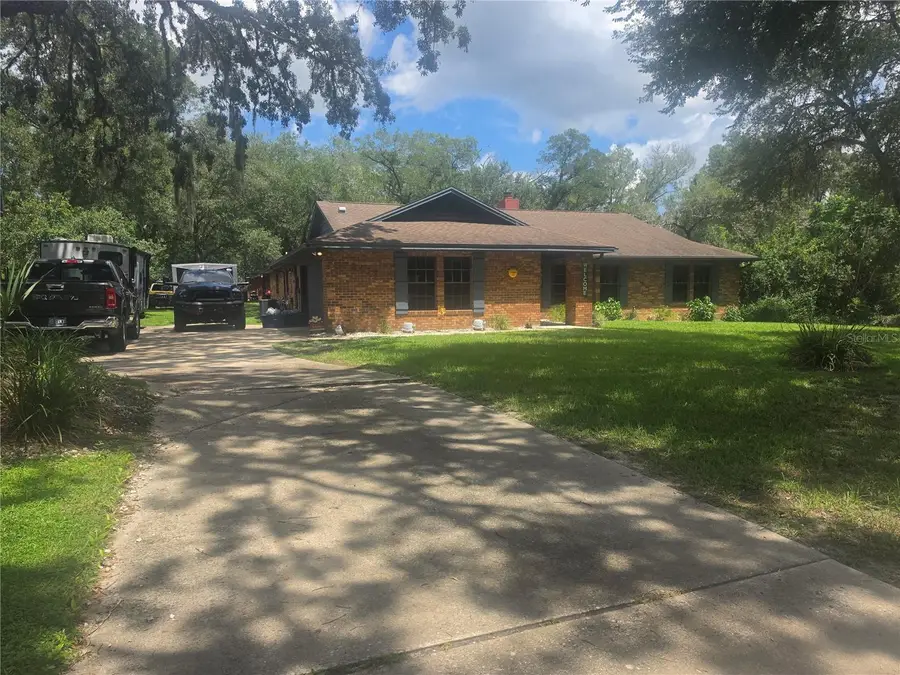 2417 S Oak Park Drive, Deland, FL 32724 - #2