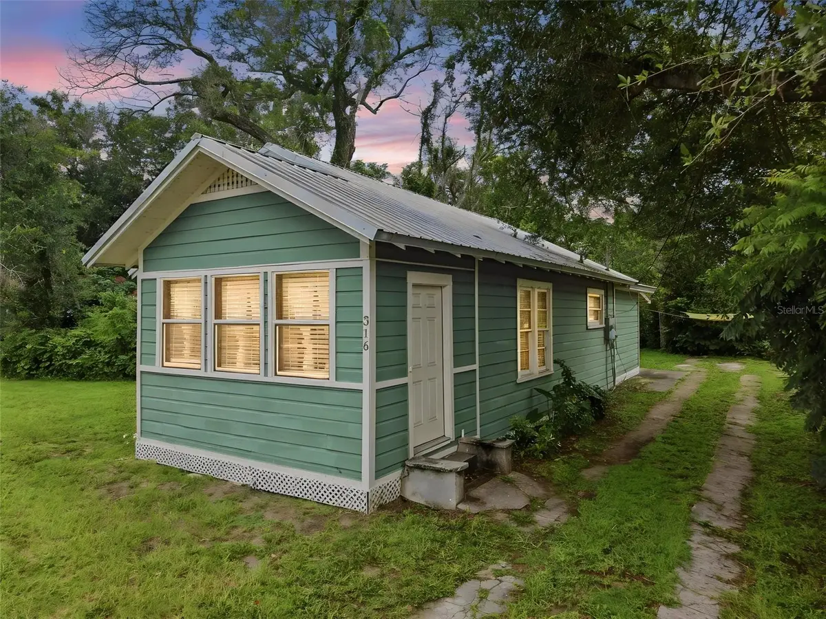 316 S Amelia Avenue, Deland, FL 32724 - #1