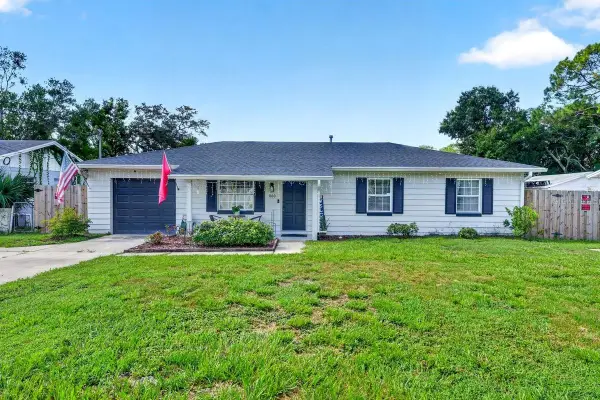 880 Seminole Avenue, LONGWOOD, FL 32750