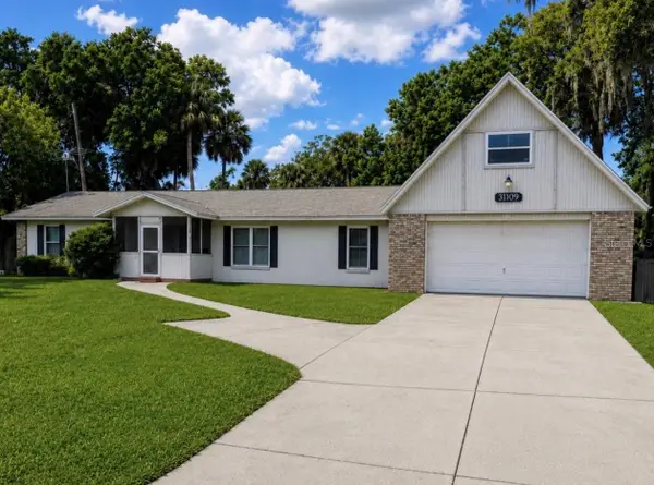 31109 Deal Drive, MOUNT PLYMOUTH, FL 32776