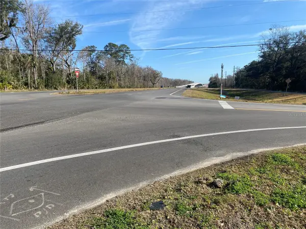 956 Us Highway 17, SATSUMA, FL 32189