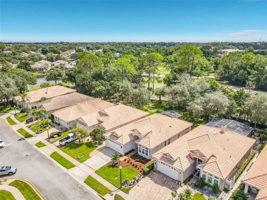 433 Fenwick Ct, Debary, FL 32713 - #2
