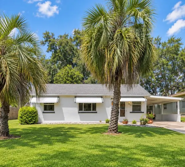 210 Colomba Road, DEBARY, FL 32713