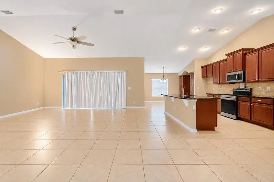 42 Beckner Lane, Palm Coast, FL 32137 - #3