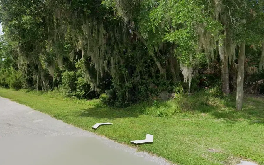 690 W Lorraine Drive, Deltona, FL 32725 - #2