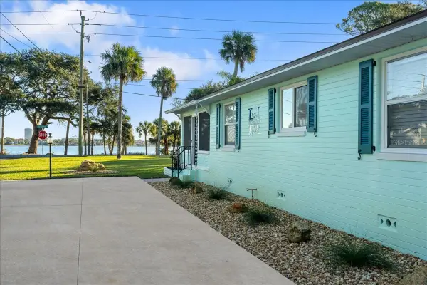 1146 Riverside Drive, DAYTONA BEACH, FL 32117