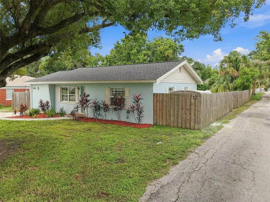 806 N Gomez Avenue, Tampa, FL 33609 - #3