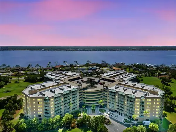 4 Oceans West Boulevard #402A, DAYTONA BEACH SHORES, FL 32118