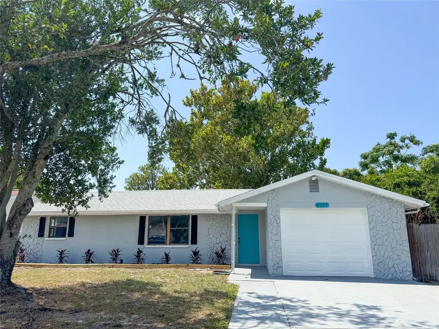 8927 Roble Way, Port Richey, FL 34668 - Image #2