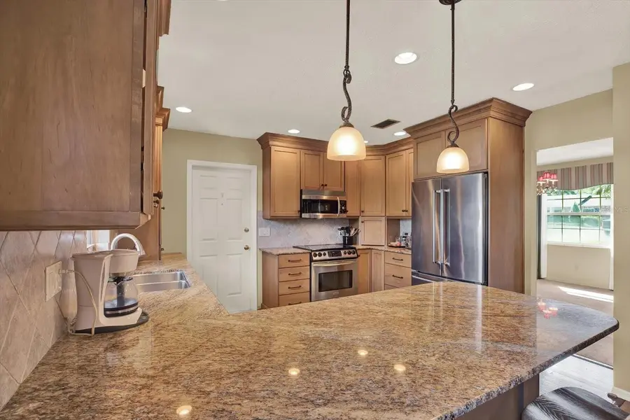 610 S Sylvan Drive, Brandon, FL 33510 - Image #3