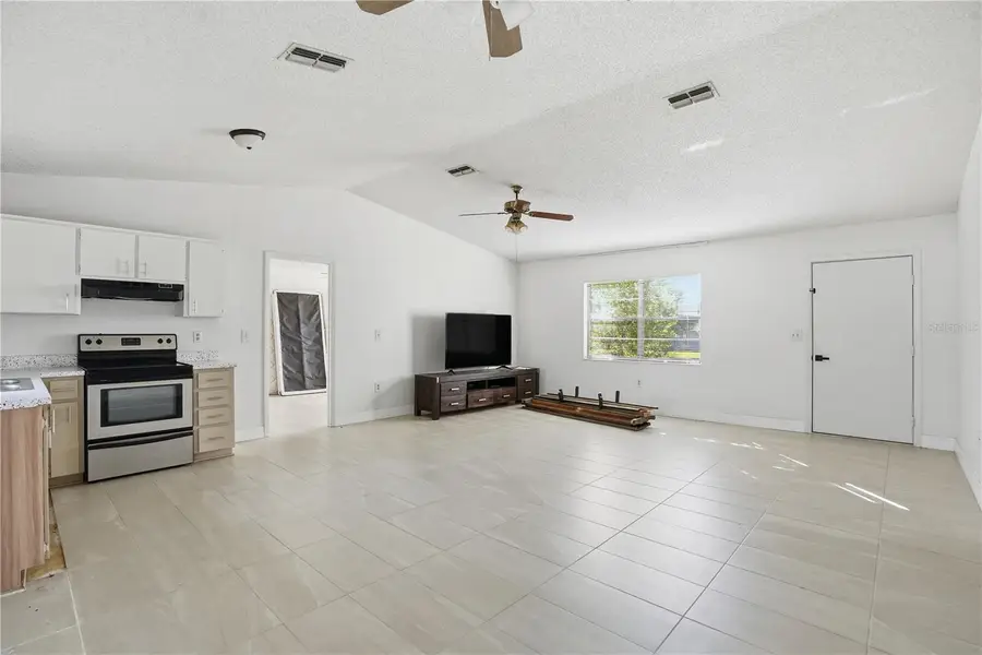 2304 Hawthorne Road, Spring Hill, FL 34609 - Image #2