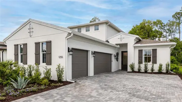 1304 Club Cresswind Way, DELAND, FL 32724