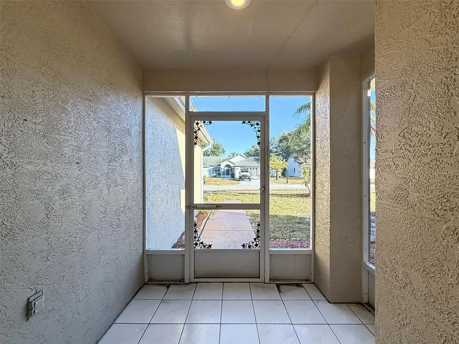 10340 Rainbow Oaks Drive, Hudson, FL 34667 - Image #3