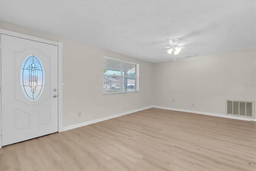 3326 Garfield Dr, Holiday, FL 34691 - Image #3