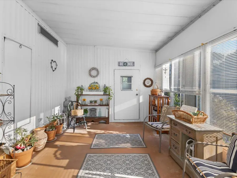 9006 Central Avenue, Brooksville, FL 34613 - Image #2