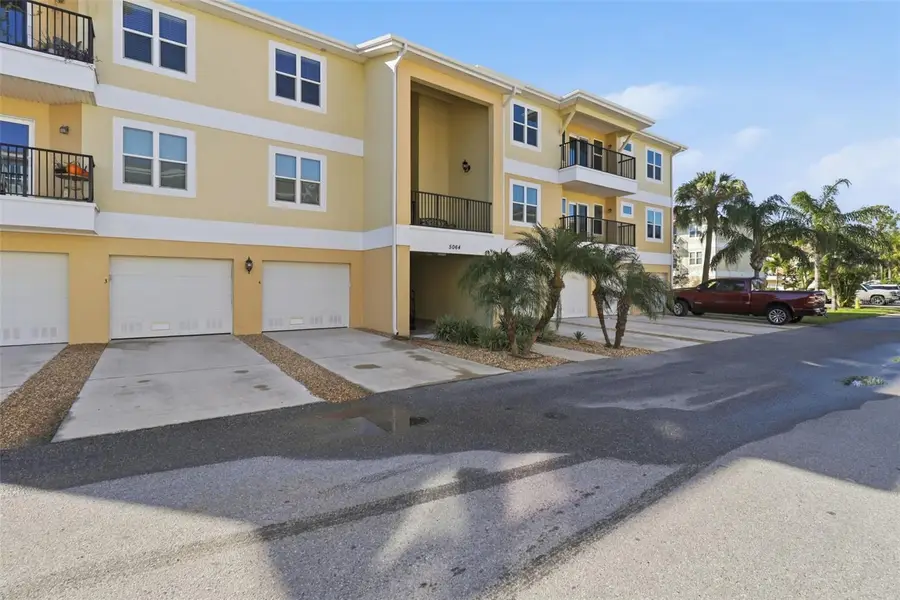 5064 Royal Palms Way #301, New Port Richey, FL 34652 - Image #2