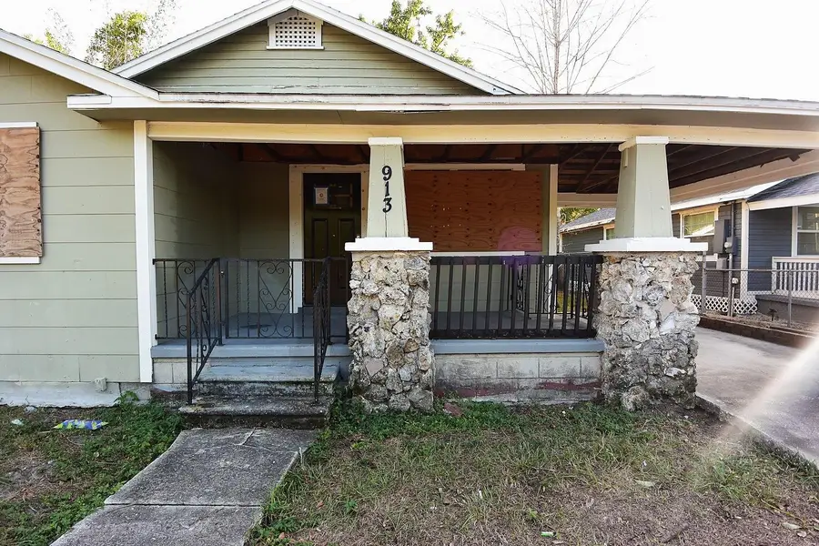 913 E 28th Avenue, Tampa, FL 33605 - Image #2