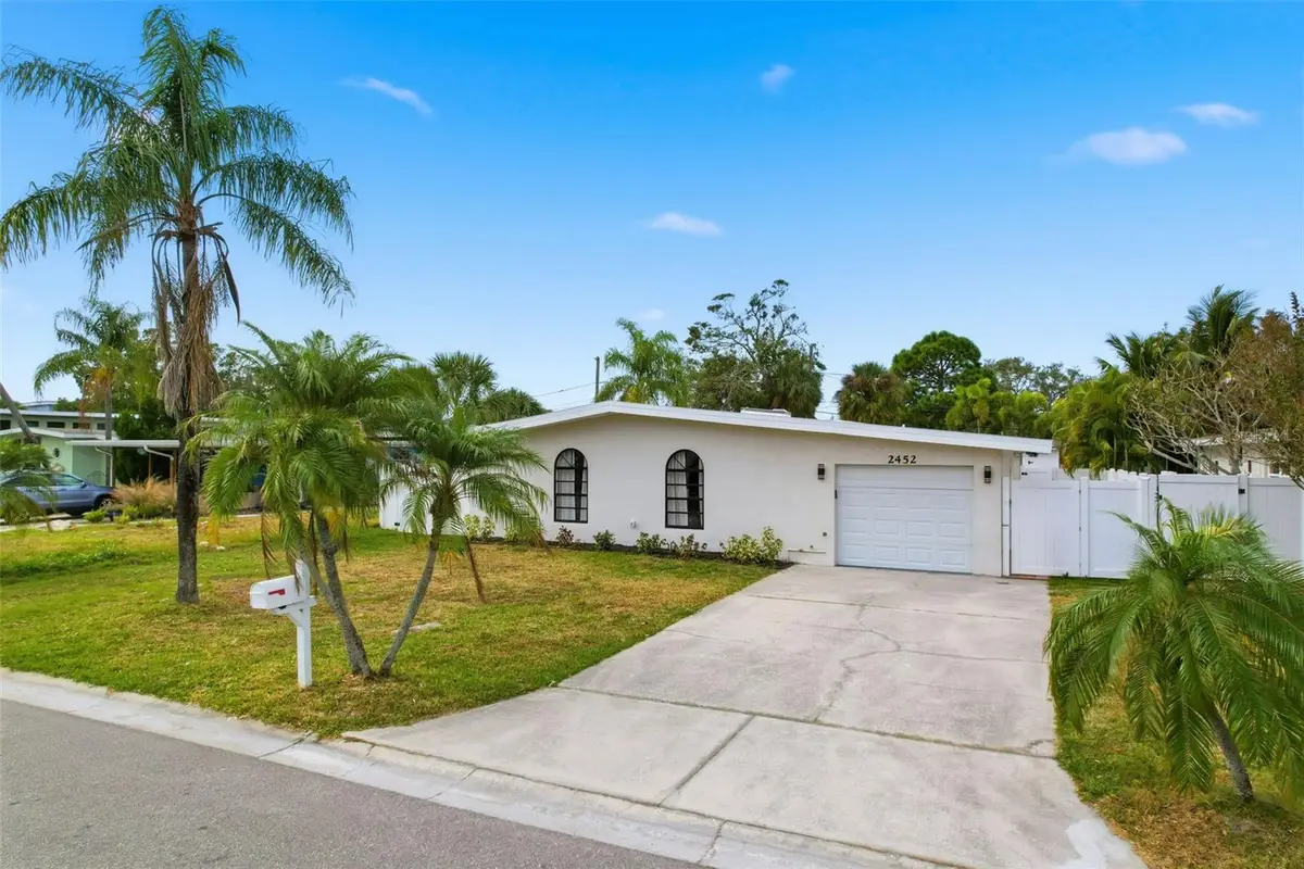 2452 Baywood Drive E, Dunedin, FL 34698 - Image #1
