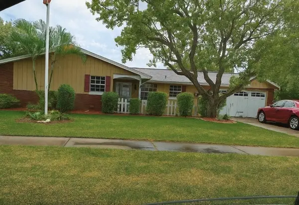 5820 Melaleuca Drive, HOLIDAY, FL 34690