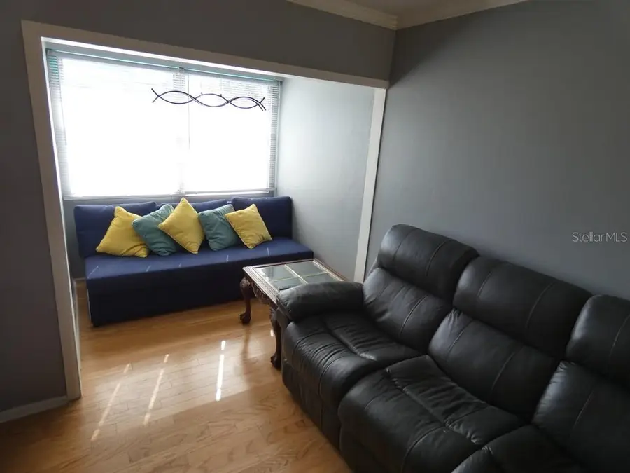 2001 Greenbriar Boulevard #13, Clearwater, FL 33763 - Image #2