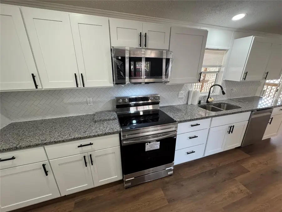 8104 Ridge Road, Weeki Wachee, FL 34613 - Image #3