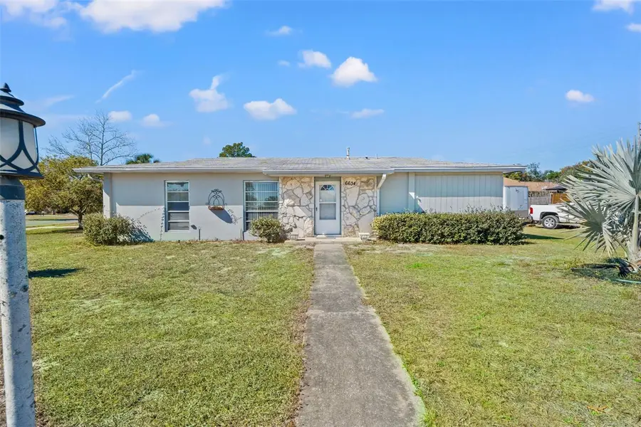 6634 Pinehurst Drive, Spring Hill, FL 34606 - Image #2