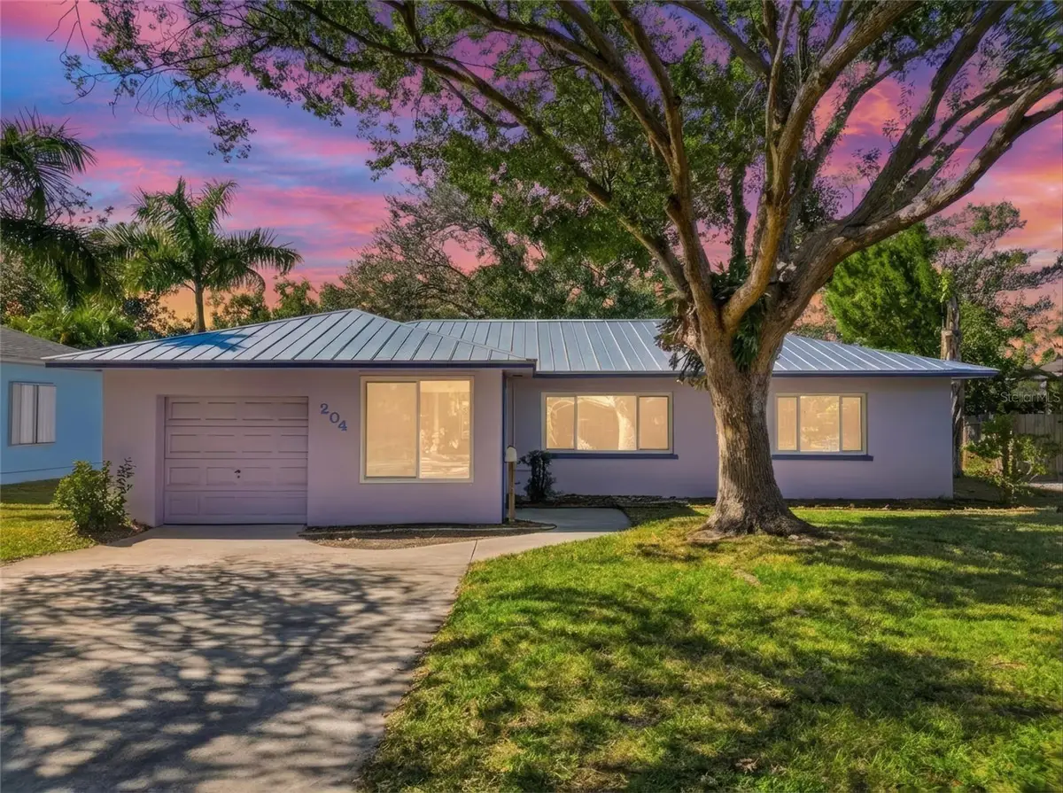 204 22nd Street W, Bradenton, FL 34205 - Image #1