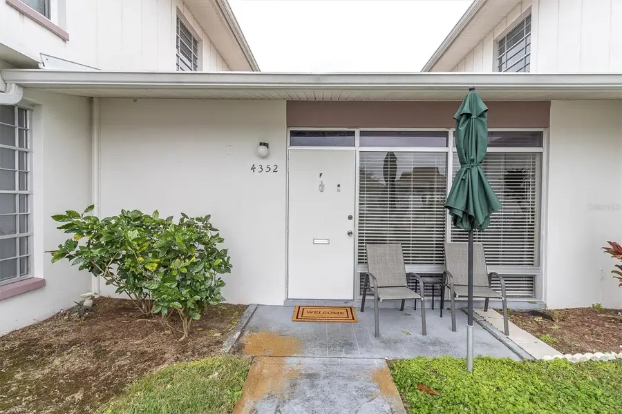 4352 Tahitian Gardens Circle #F, Holiday, FL 34691 - Image #2