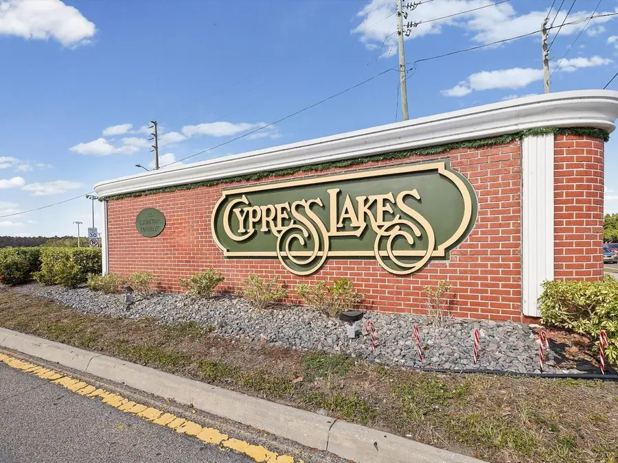 8704 Cypress Lakes Boulevard, New Port Richey, FL 34653 - Image #2