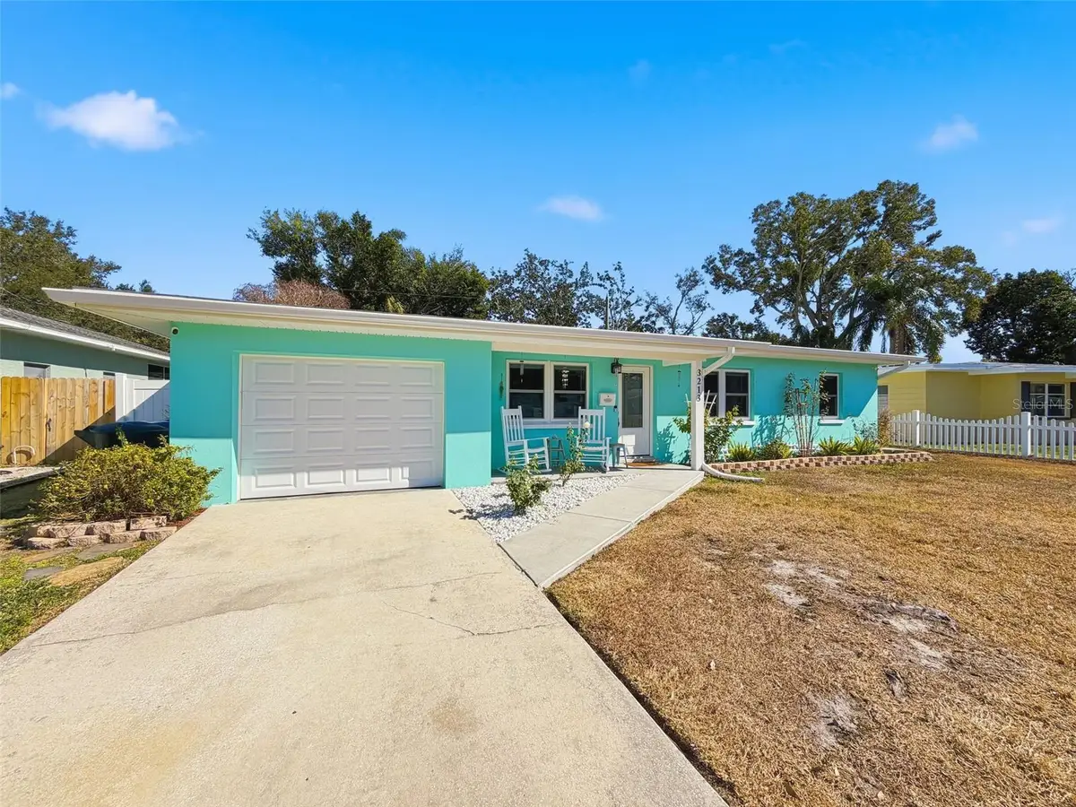 3213 56th Way N, Saint Petersburg, FL 33710 - #1