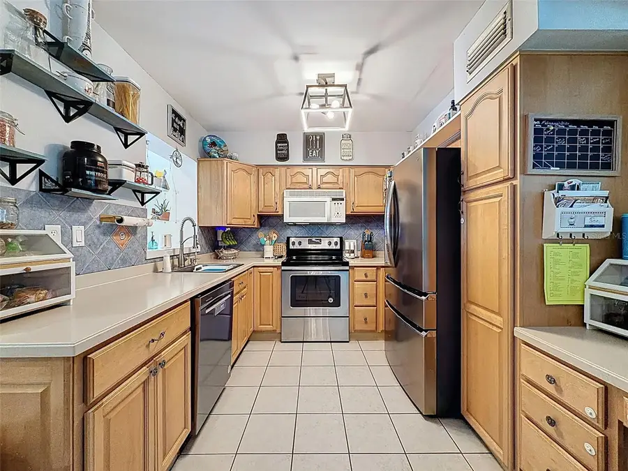 3213 56th Way N, Saint Petersburg, FL 33710 - #2