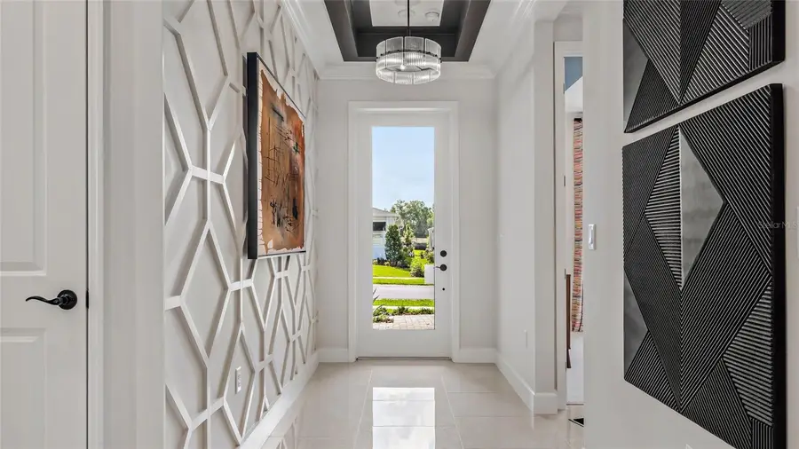 575 Hammock Oaks Boulevard, Lady Lake, FL 32159 - Image #3